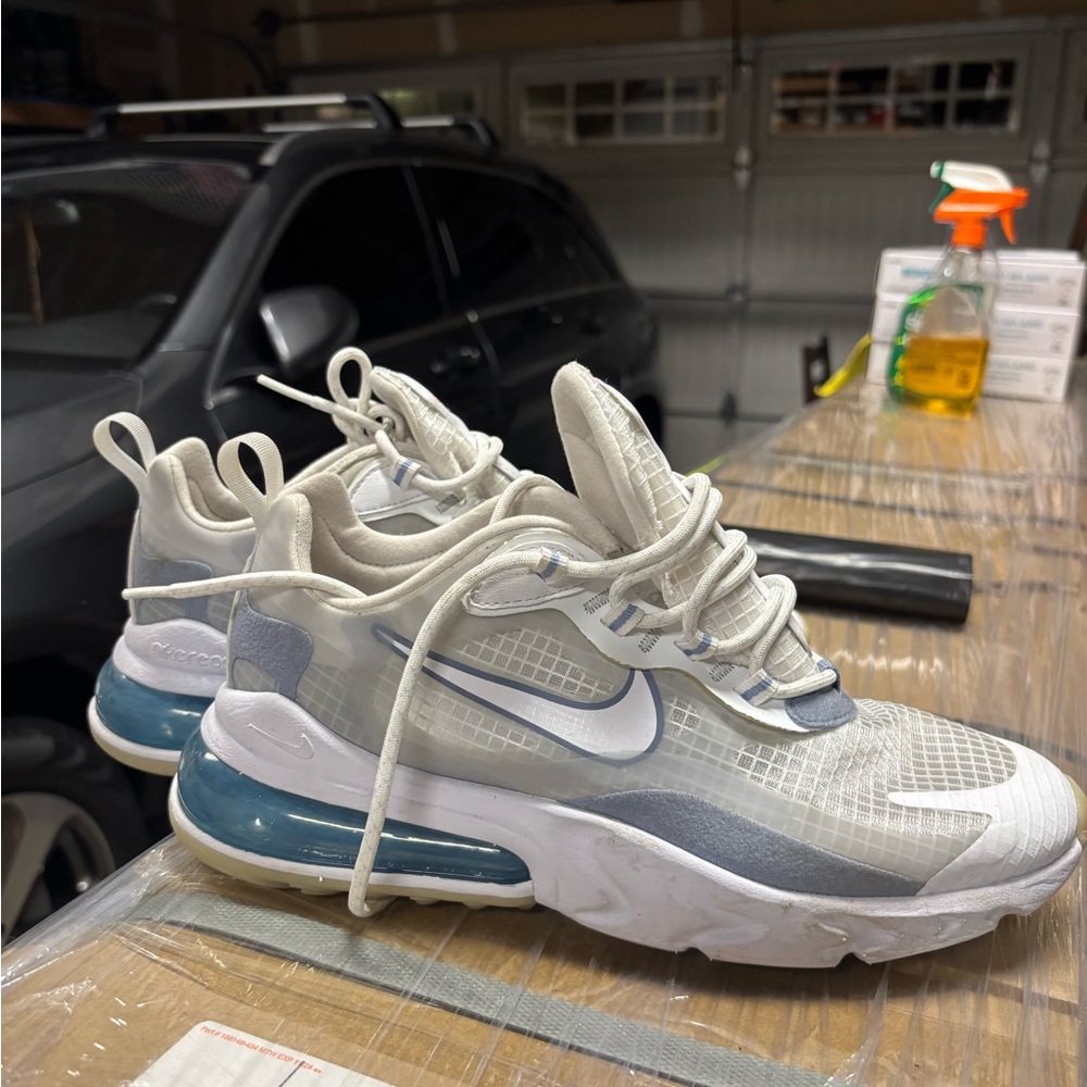 Nike Air Max 2090 trainers in white and blue #sneakers
